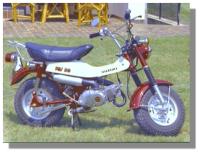 Mein erstes Moped! 50 ccm / ja, ein Moped! Suzuki RV 50, Bonbonrosa wurde die Farbe genannt!