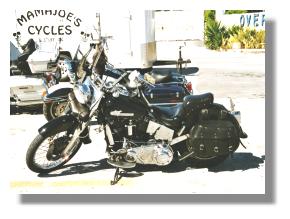 Harleys ohne Ende - Harley ist Kult - Harley fhrt in USA "jeder" im Gegensatz zur Goldwing!